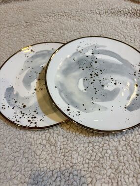 Olivia & Oliver Splatter Gold Trim Dinner Plate - 2 pieces (8inch) NWOT
